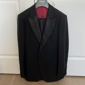 Suit Supply Black Tuxedo Gros Grain Peak Lapel Size 48 EU